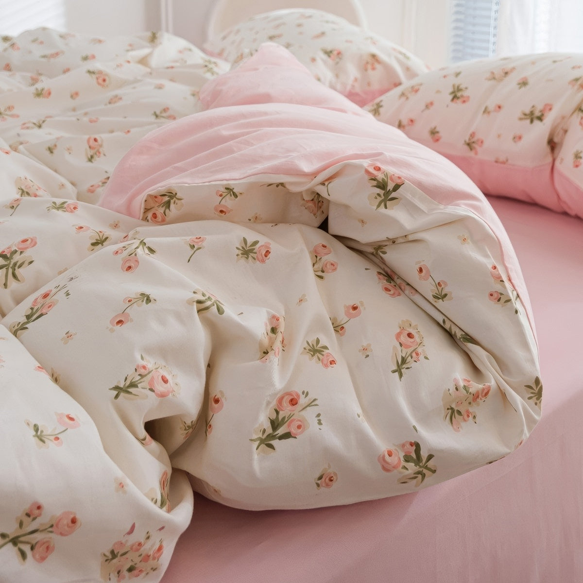 Spring Roses Pale Pink Bedding Set