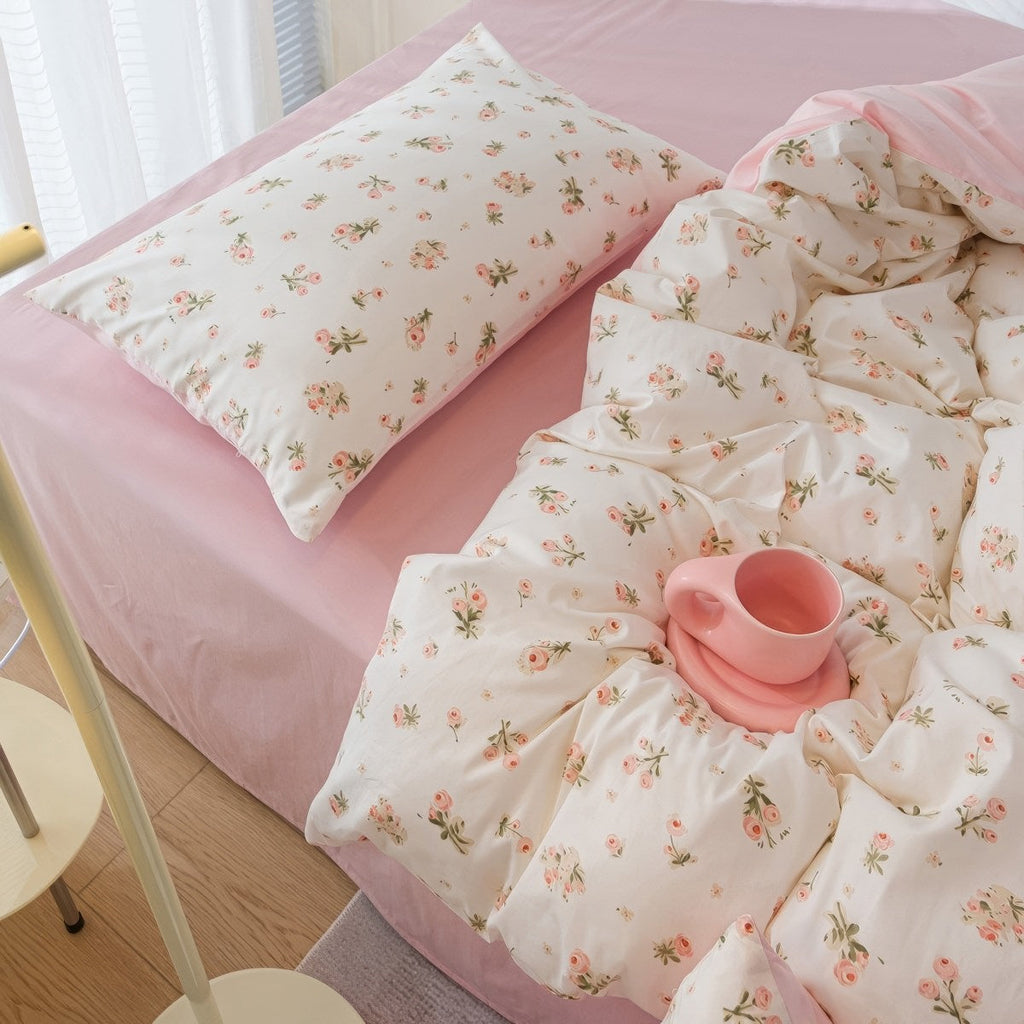 Spring Roses Pale Pink Bedding Set